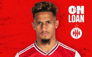 FB体育官网-本土铁卫表现抢眼，成为球队守护神