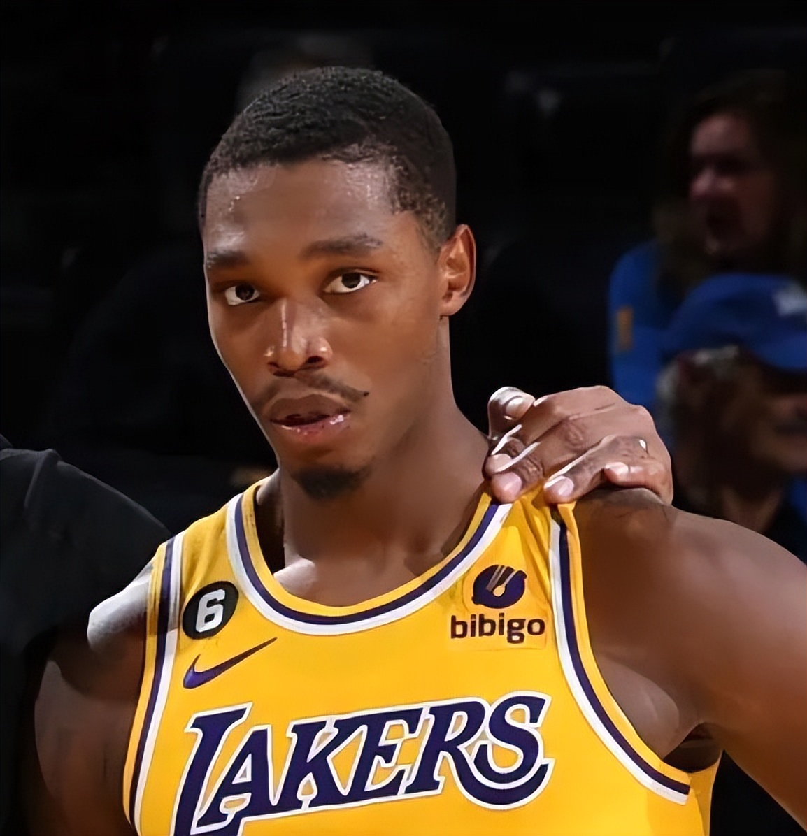 FB体育平台-绿衫军不敌老鹰,沃克全场21分6助攻-第1张图片-FB体育官网 FB体育平台-绿衫军不敌老鹰,沃克全场21分6助攻-第1张图片-FB体育官网