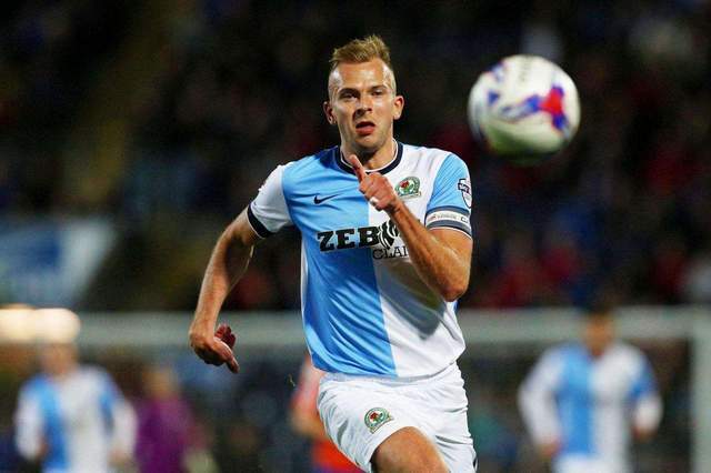 FB体育-布莱克本主场战至最后一刻,成功守住胜利-第1张图片-FB体育官网 FB体育-布莱克本主场战至最后一刻,成功守住胜利-第1张图片-FB体育官网