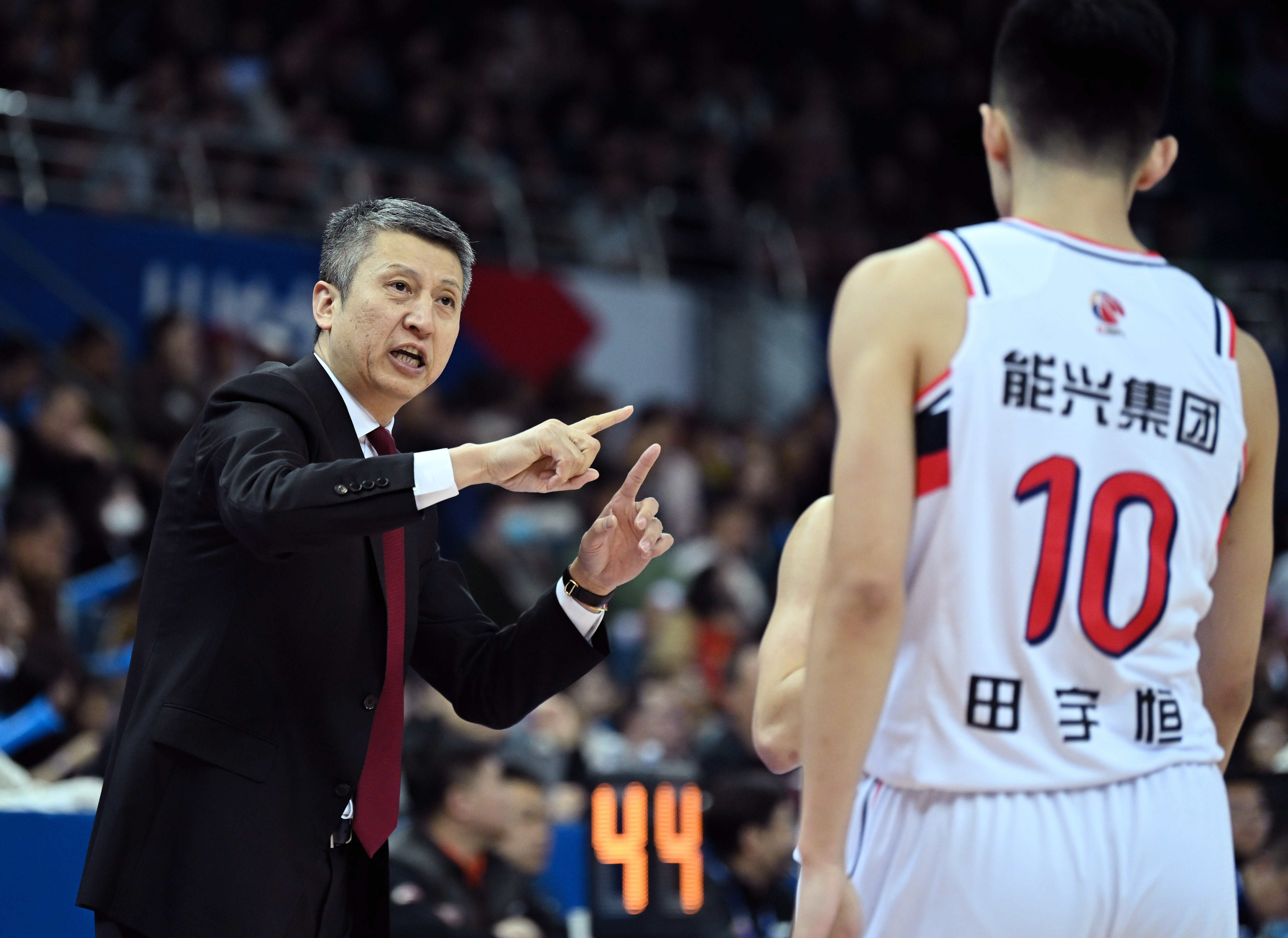 FB体育官方网站-天津男篮团结一致,迎接困难-第1张图片-FB体育官网 FB体育官方网站-天津男篮团结一致,迎接困难-第1张图片-FB体育官网