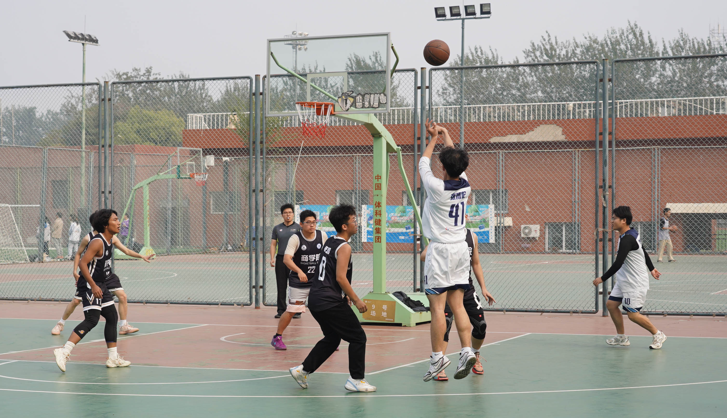 FB体育官方网站-天津男篮团结一致,迎接困难-第2张图片-FB体育官网 FB体育官方网站-天津男篮团结一致,迎接困难-第2张图片-FB体育官网