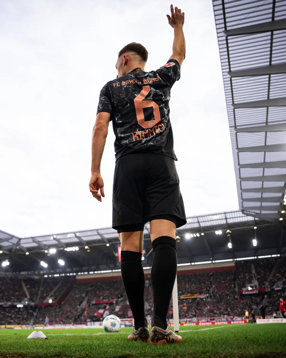 FB体育平台-弗赖堡球队调整战术,力争逆袭-第2张图片-FB体育官网 FB体育平台-弗赖堡球队调整战术,力争逆袭-第2张图片-FB体育官网